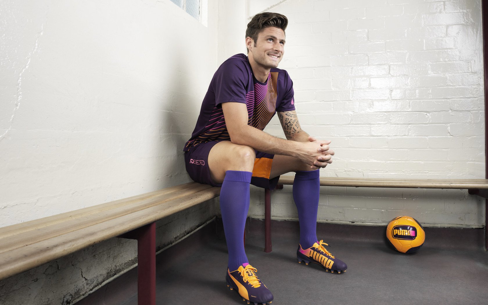 kaiyun.com-焦点人物：当红球星私下生活生活揭秘，球星日常